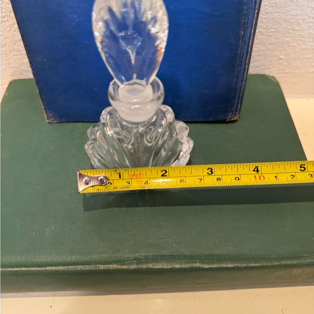 Vintage Cut Lead Crystal Perfume Bottle - Picture 13 of 14